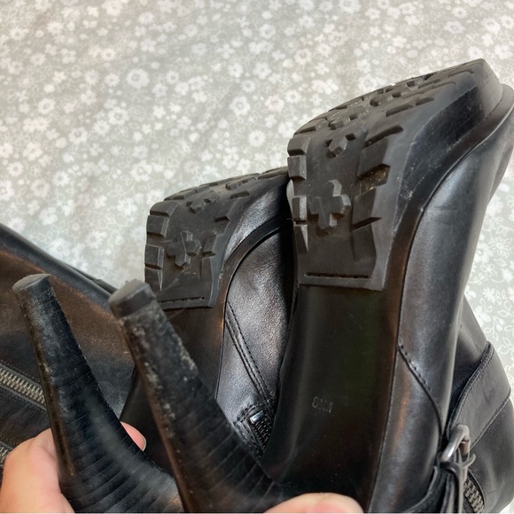 Guess Boots - Picture 13 of 16